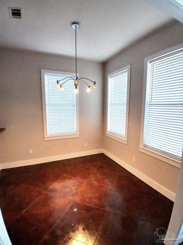 1149 N Guillemard St, Pensacola, FL 32501