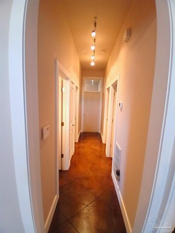 1149 N Guillemard St, Pensacola, FL 32501