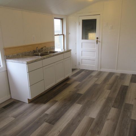 227 E Arbor Street E, Marcellus, MI 49067