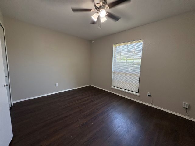 7222 Hedge Drive, Dallas, TX 75249