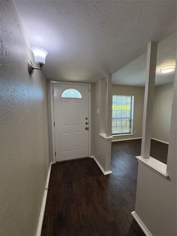 7222 Hedge Drive, Dallas, TX 75249