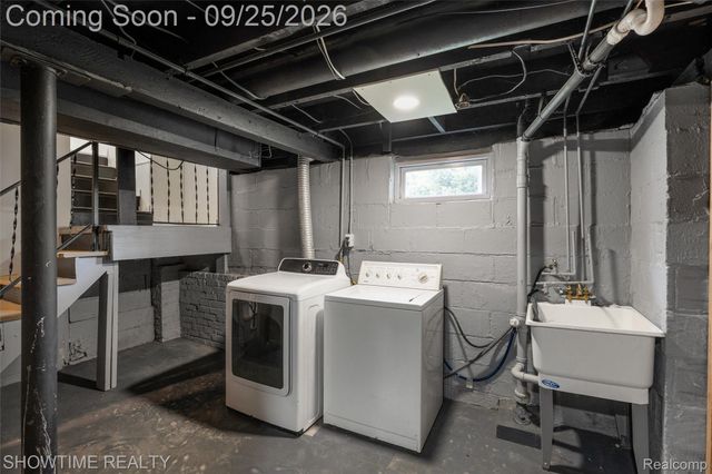 9 Hubbard Street, Mt. Clemens, MI 48043