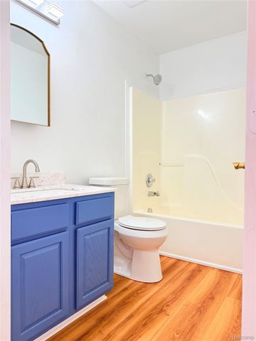 29490 Hunter St, Brownstown Charter Township, MI 48183