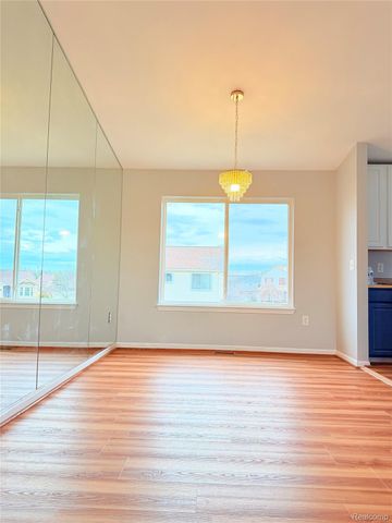 29490 Hunter St, Brownstown Charter Township, MI 48183