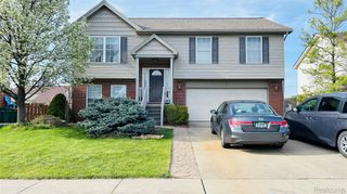 29490 Hunter St, Brownstown Charter Township, MI 48183