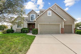 806 N White Tail Ct, Wichita, KS 67206