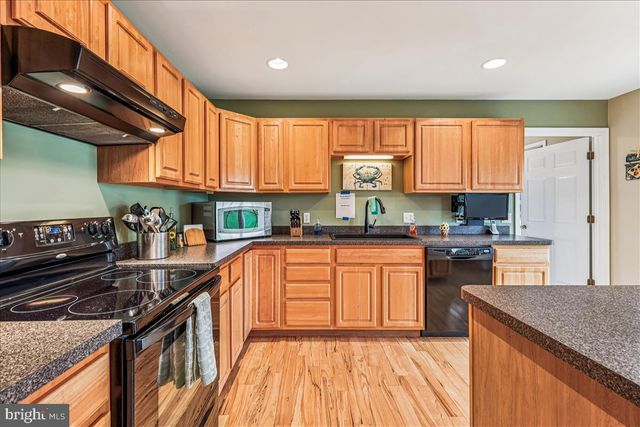 104 GADD DR, Centreville, MD 21617