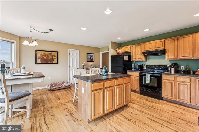 104 GADD DR, Centreville, MD 21617