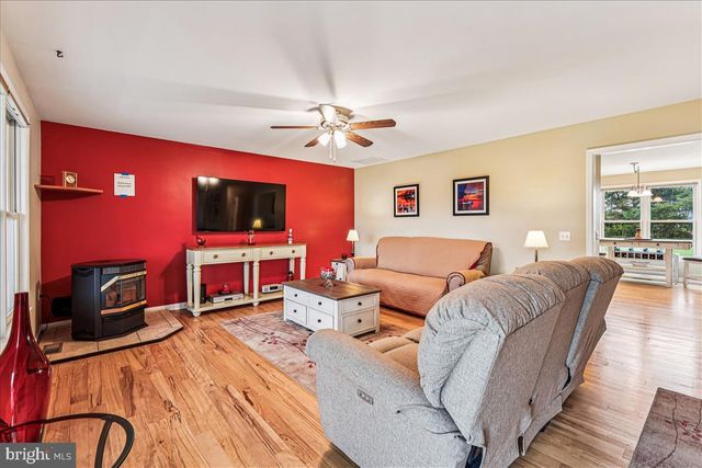 104 GADD DR, Centreville, MD 21617