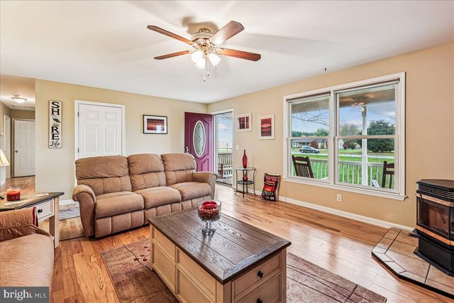 104 GADD DR, Centreville, MD 21617