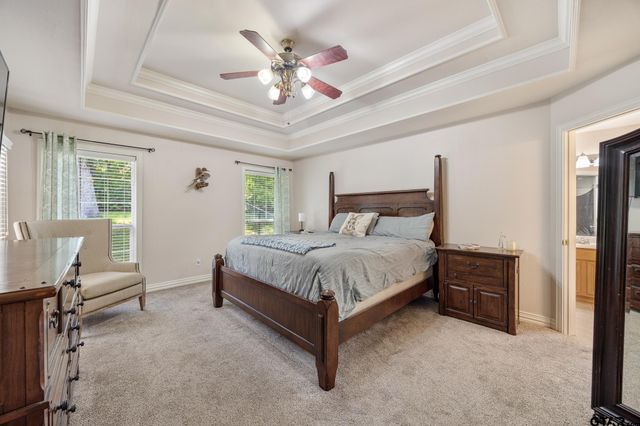 23610 Greenway Dr, Bullard, TX 75757