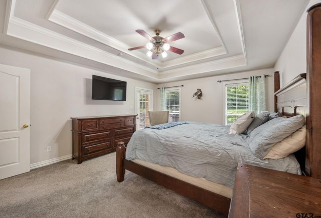 23610 Greenway Dr, Bullard, TX 75757