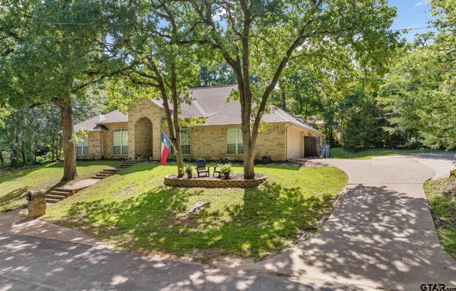 23610 Greenway Dr, Bullard, TX 75757
