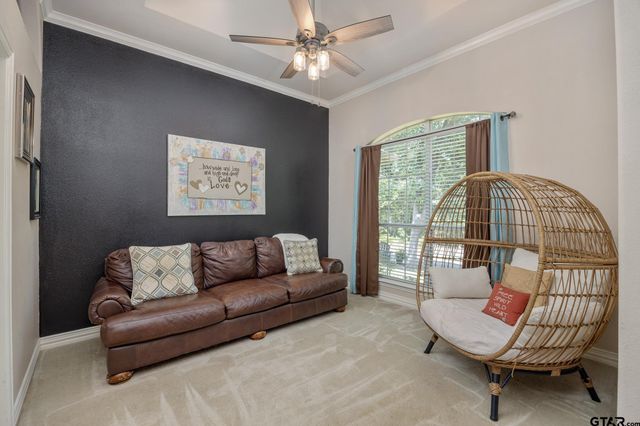 23610 Greenway Dr, Bullard, TX 75757