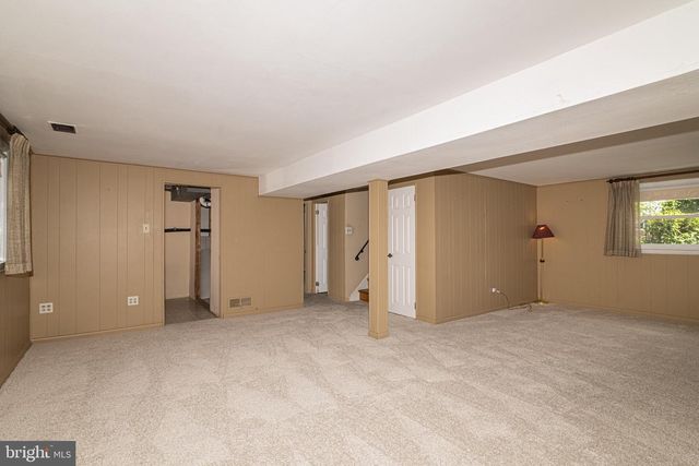 1517 HILLSIDE DR, Cherry Hill, NJ 08003