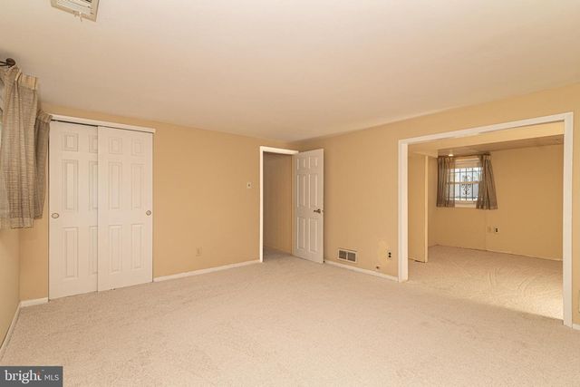 1517 HILLSIDE DR, Cherry Hill, NJ 08003