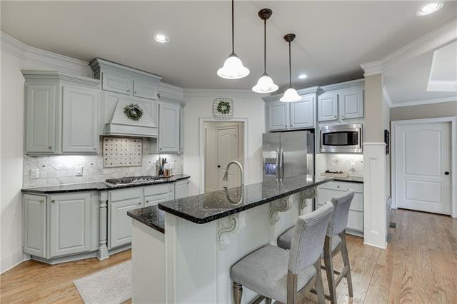 1373 Mountain Lake Drive, Auburn, GA 30011