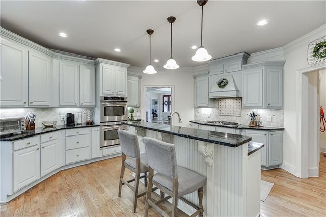 1373 Mountain Lake Drive, Auburn, GA 30011