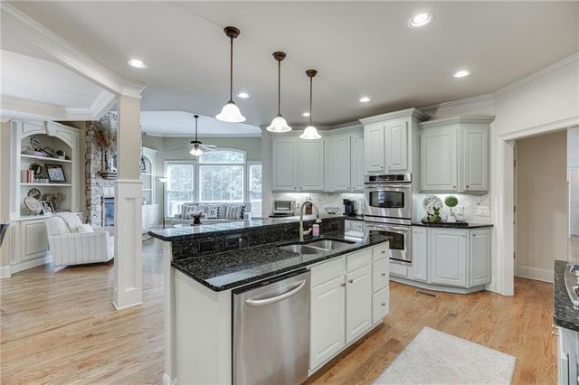 1373 Mountain Lake Drive, Auburn, GA 30011