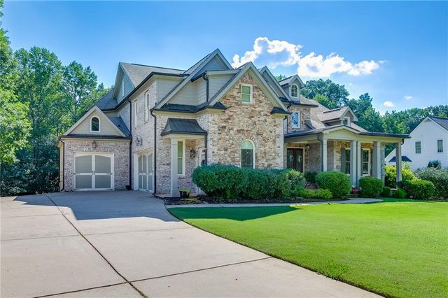 1373 Mountain Lake Drive, Auburn, GA 30011