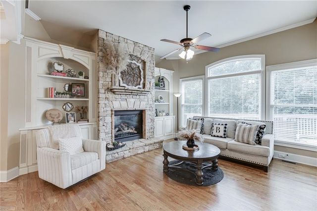 1373 Mountain Lake Drive, Auburn, GA 30011