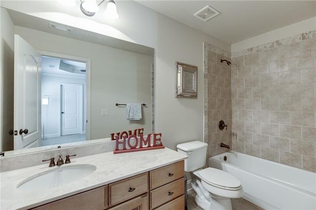 1373 Mountain Lake Drive, Auburn, GA 30011