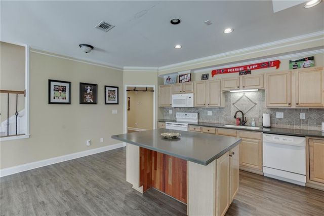 1373 Mountain Lake Drive, Auburn, GA 30011