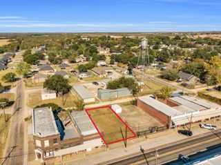 206 N Main Street, Maypearl, TX 76064