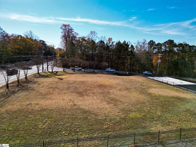 746 S Pleasantburg Drive, Greenville, SC 29607