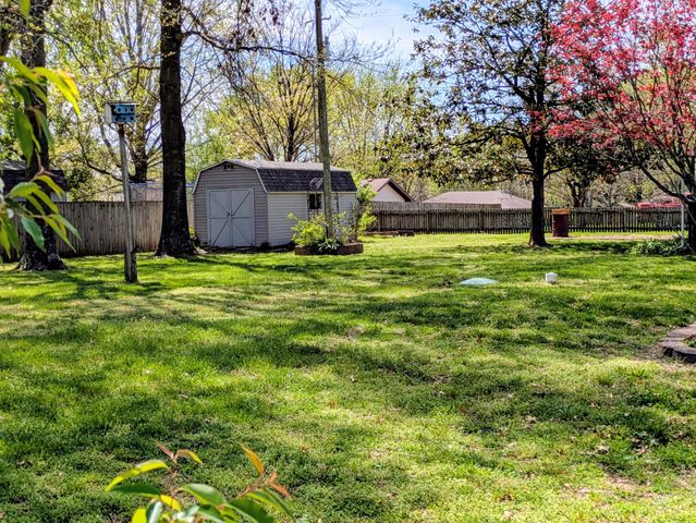 1600 W. Kissee Trails, Ozark, MO 65721