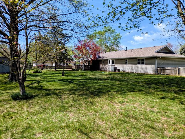 1600 W. Kissee Trails, Ozark, MO 65721