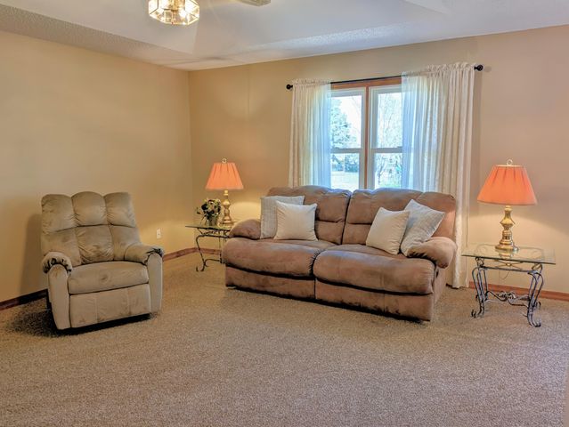 1600 W. Kissee Trails, Ozark, MO 65721