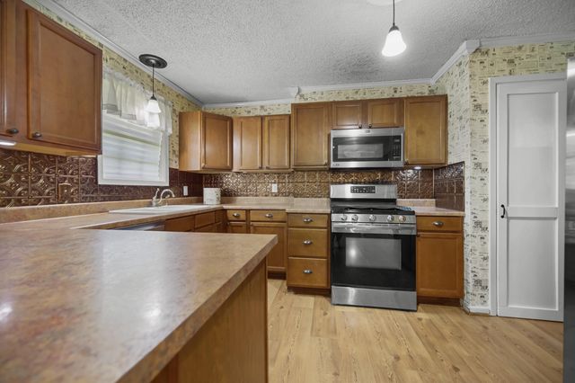 245 AMBLER, Leesville, LA 71446