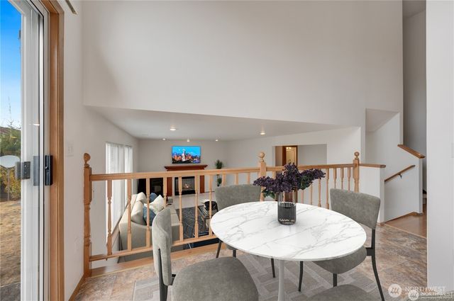 3832 46th Avenue NE, Tacoma, WA 98422