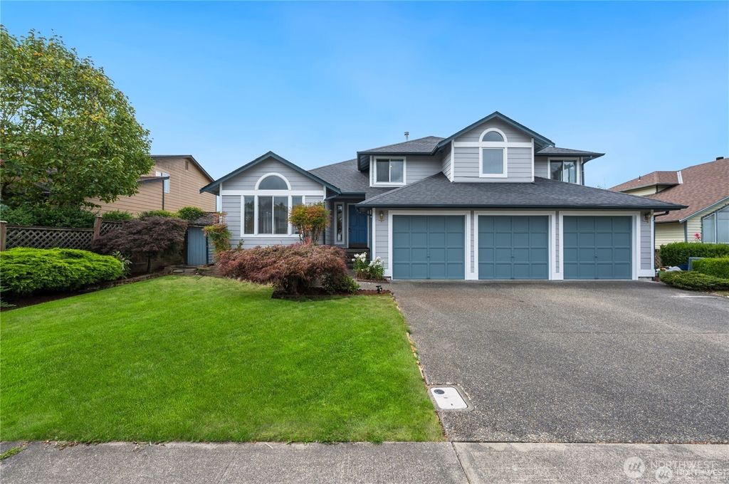 3832 46th Avenue NE, Tacoma, WA 98422