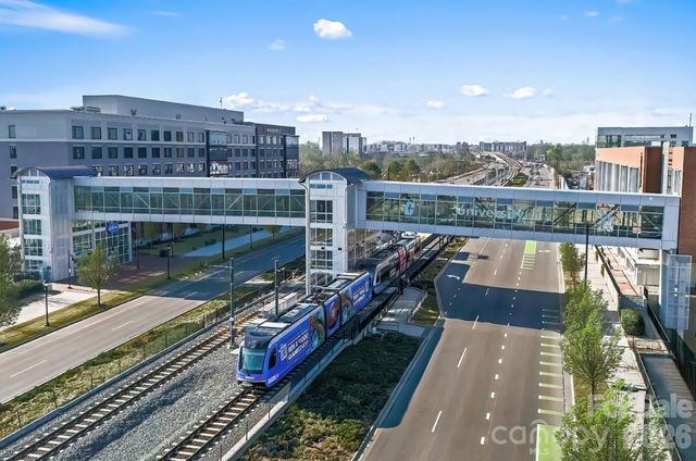 9878 Mallard Creek Road, Charlotte, NC 28262