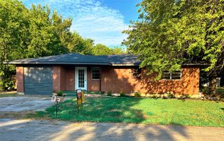 1108 Locust Street, Gainesville, TX 76240