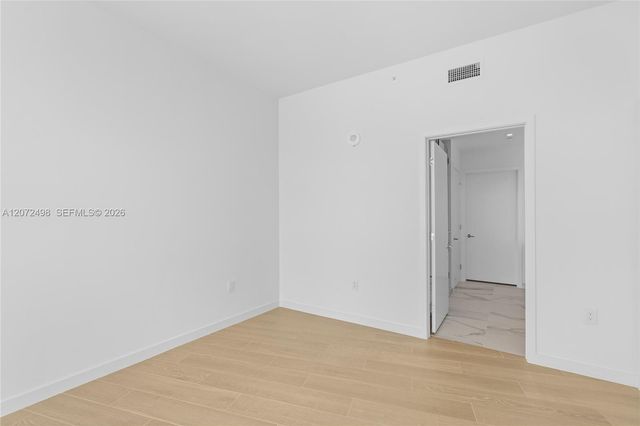 1400 Biscayne Boulevard 4206, Miami, FL 33132