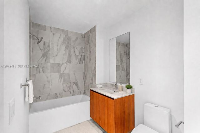 1400 Biscayne Boulevard 4206, Miami, FL 33132