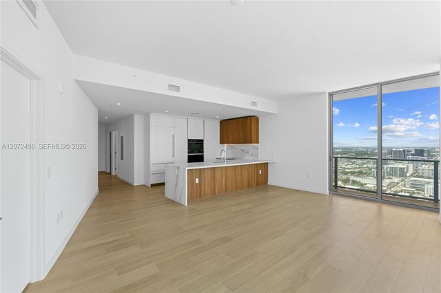 1400 Biscayne Boulevard 4206, Miami, FL 33132