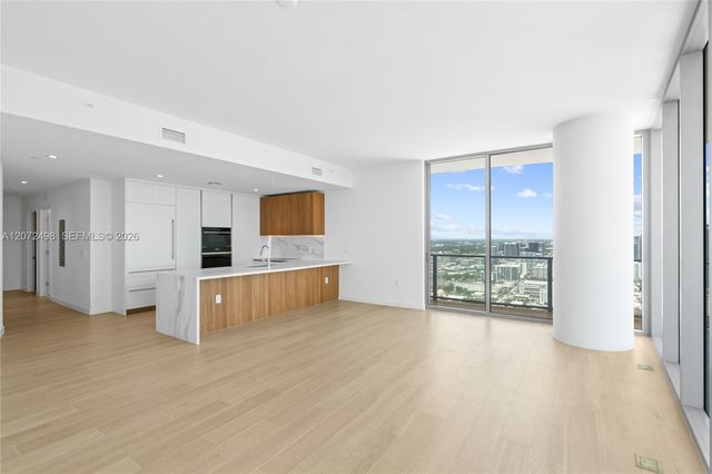 1400 Biscayne Boulevard 4206, Miami, FL 33132