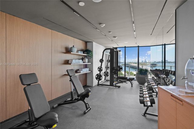 1400 Biscayne Boulevard 4206, Miami, FL 33132