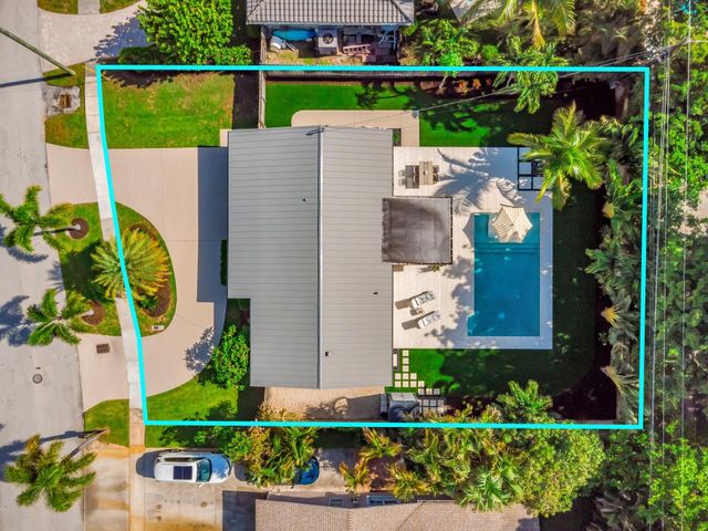 300 SE 8th Avenue, Deerfield Beach, FL 33441
