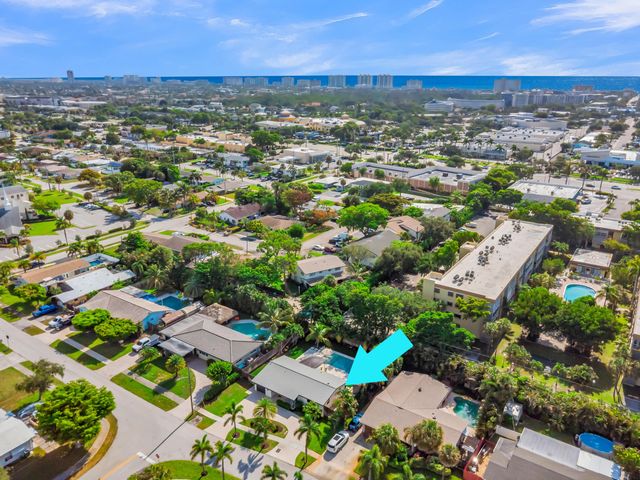 300 SE 8th Avenue, Deerfield Beach, FL 33441