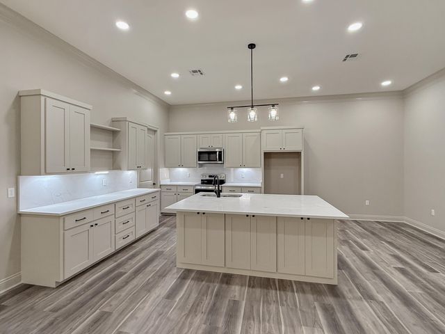910 Chase, Deridder, LA 70634