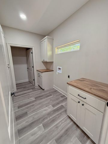 910 Chase, Deridder, LA 70634