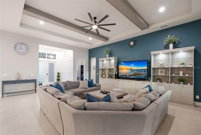 8448 CANE BAY COURT, Lakewood Ranch, FL 34202
