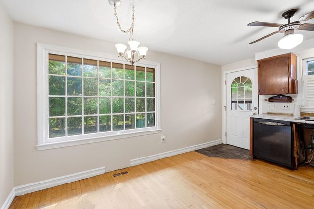 98 Conant Road, Nashua, NH 03062