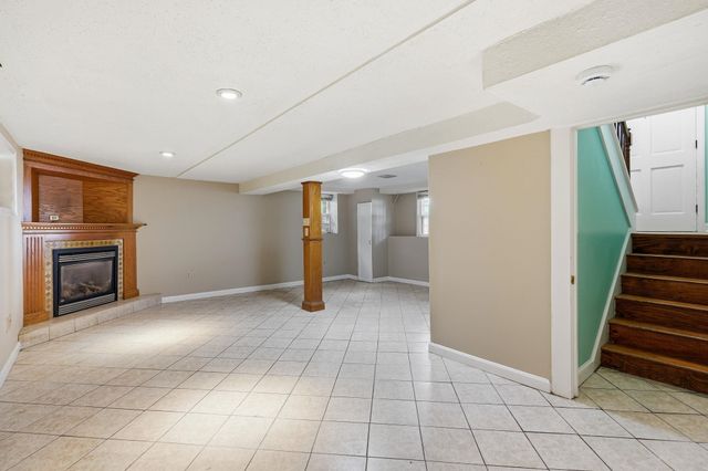 98 Conant Road, Nashua, NH 03062