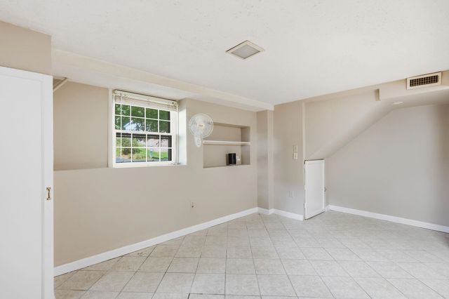 98 Conant Road, Nashua, NH 03062